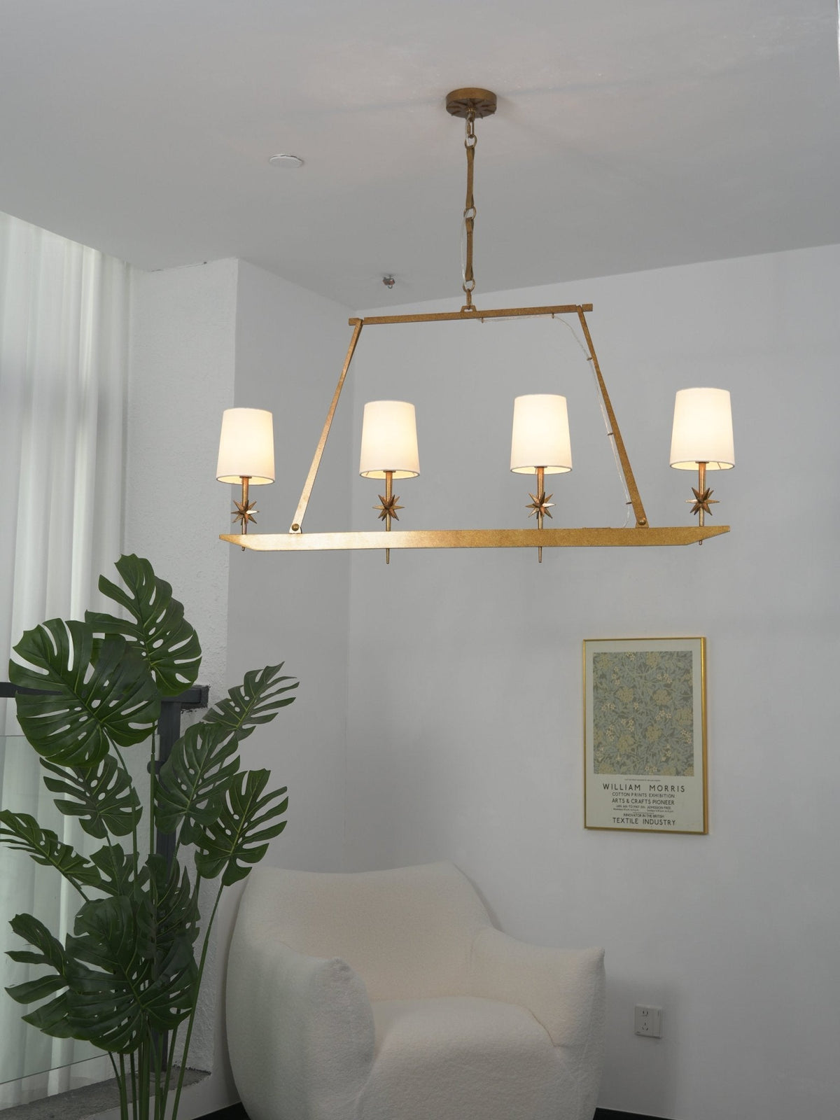 Lynve elegante kroonluchter met messing frame en steraccenten