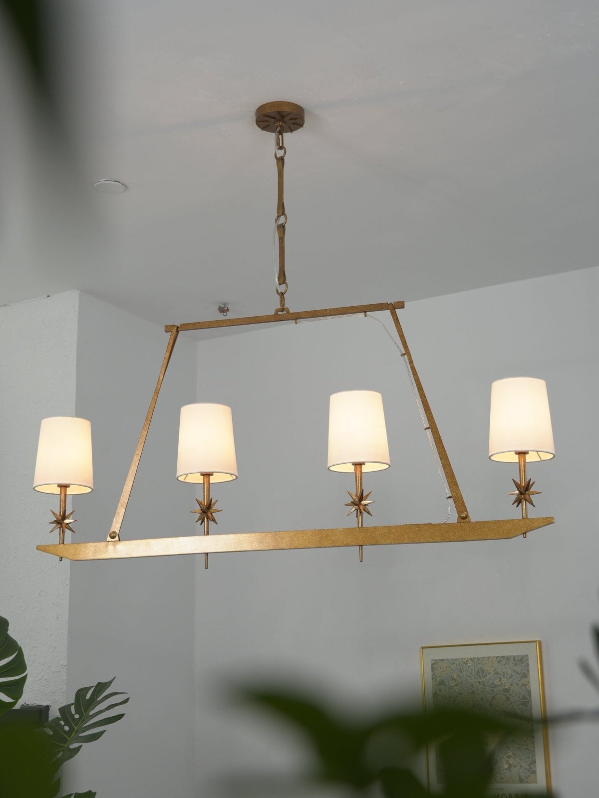 Lynve elegante kroonluchter met messing frame en steraccenten
