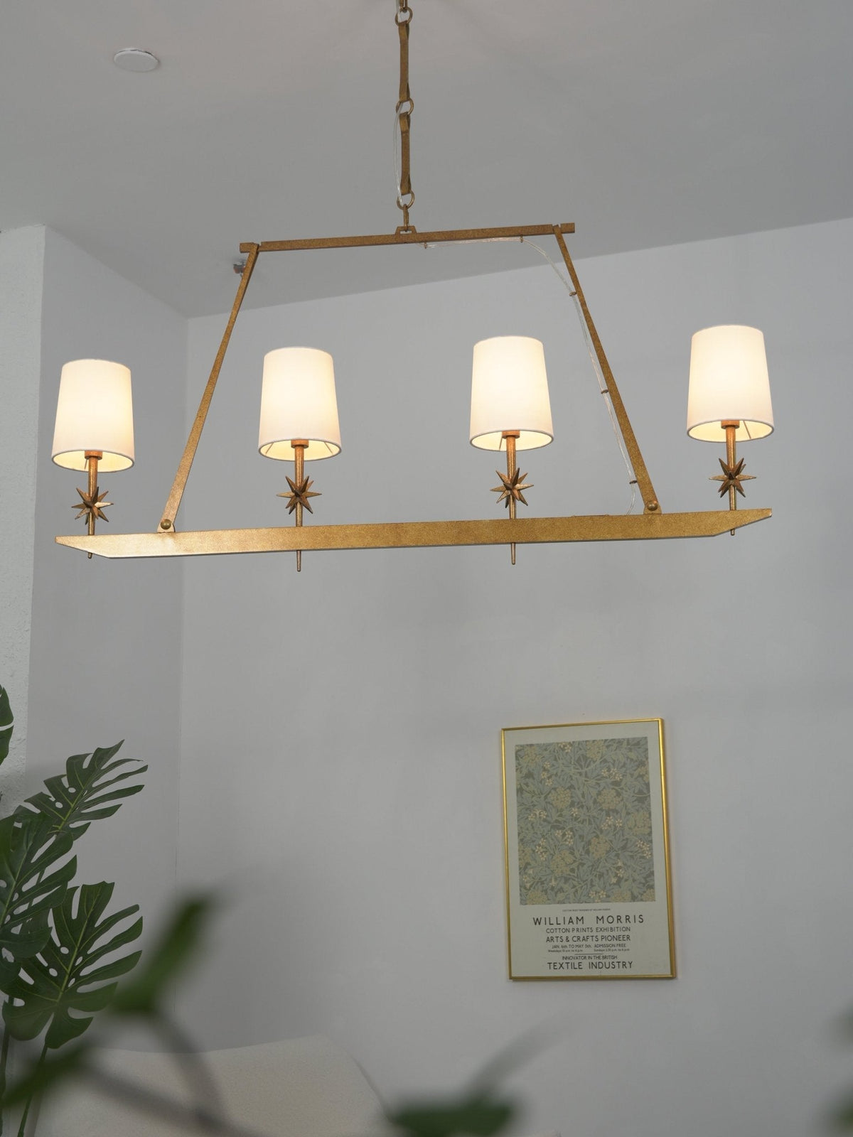 Lynve elegante kroonluchter met messing frame en steraccenten