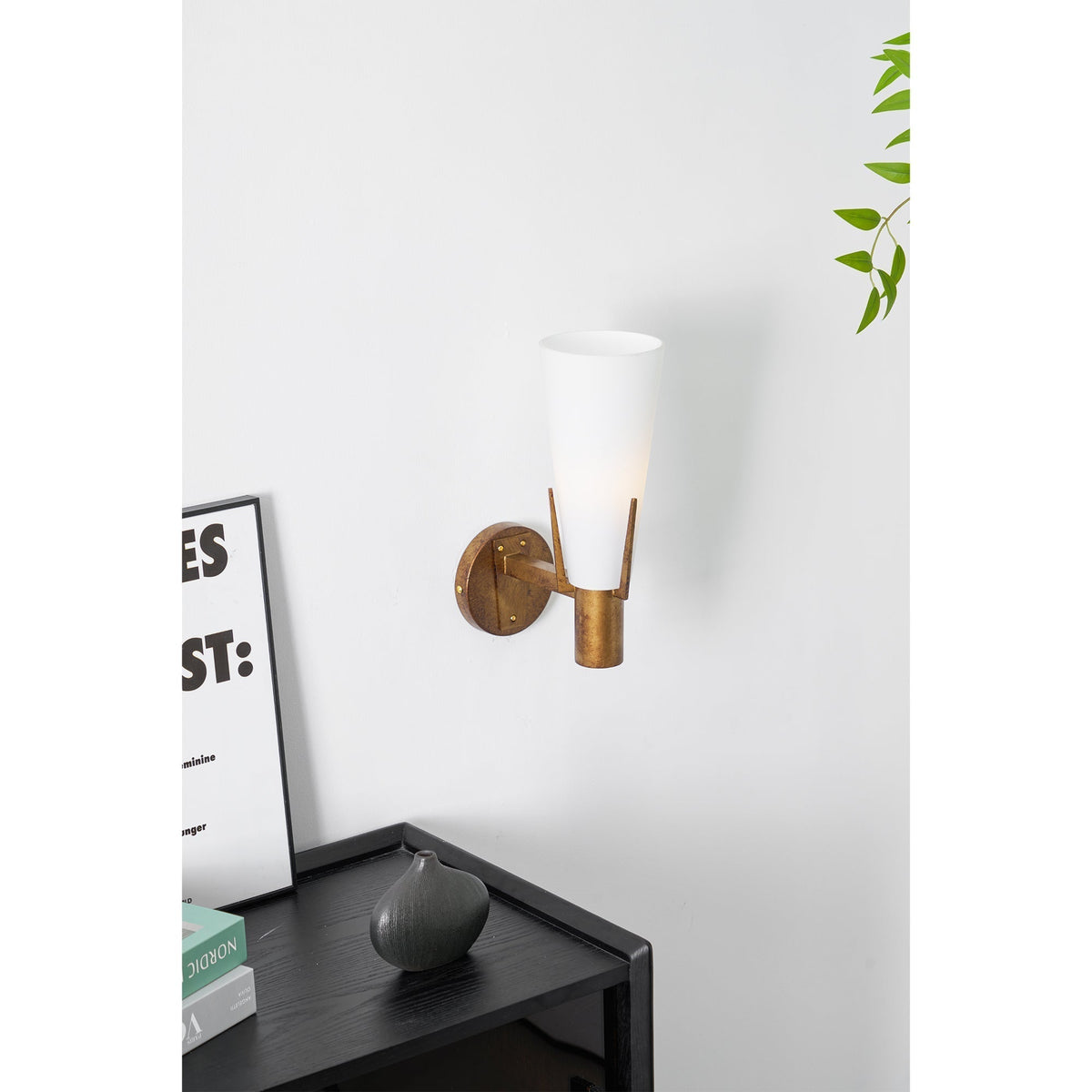 Vatalel wandlamp