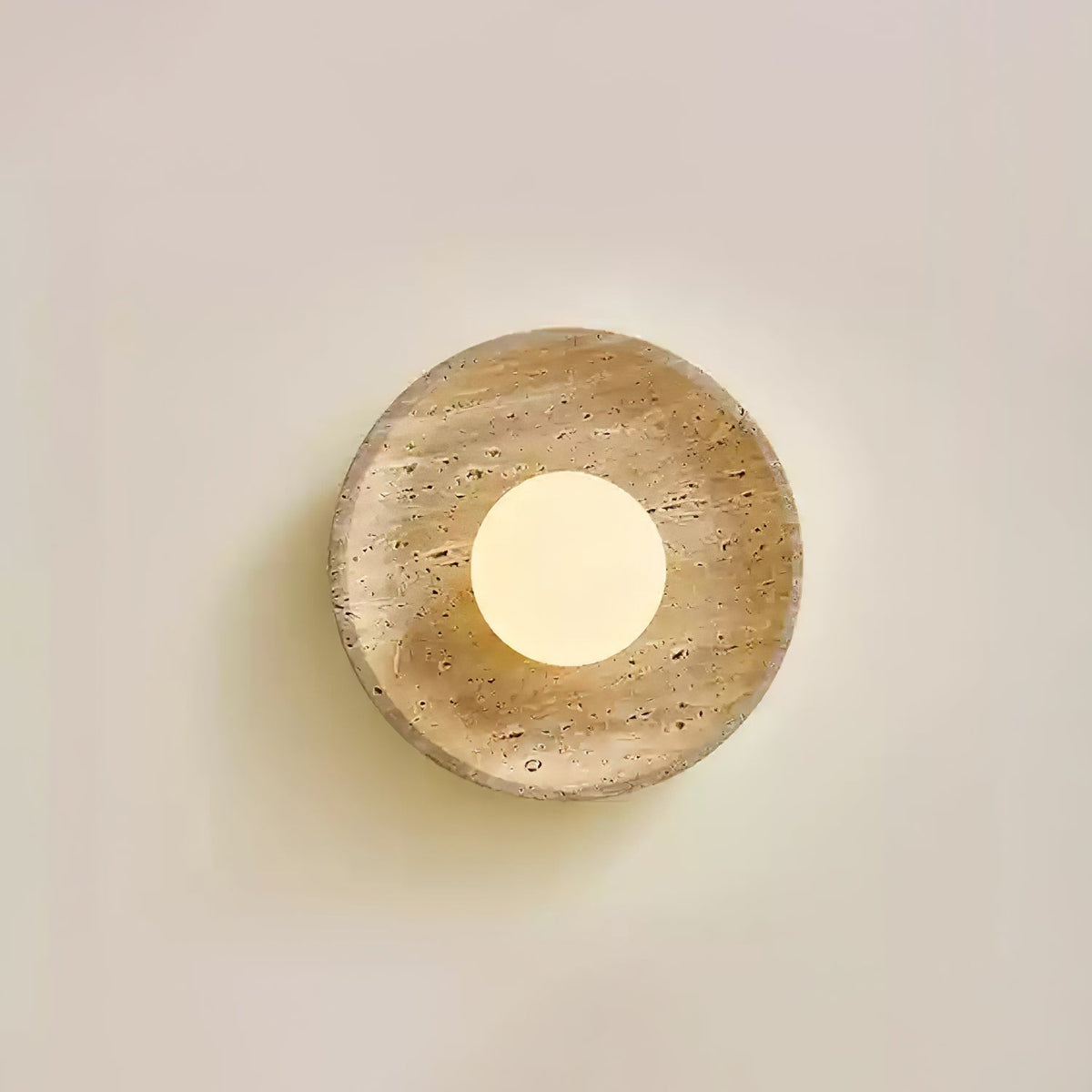 Tavik wandlamp met komvormig travertinframe