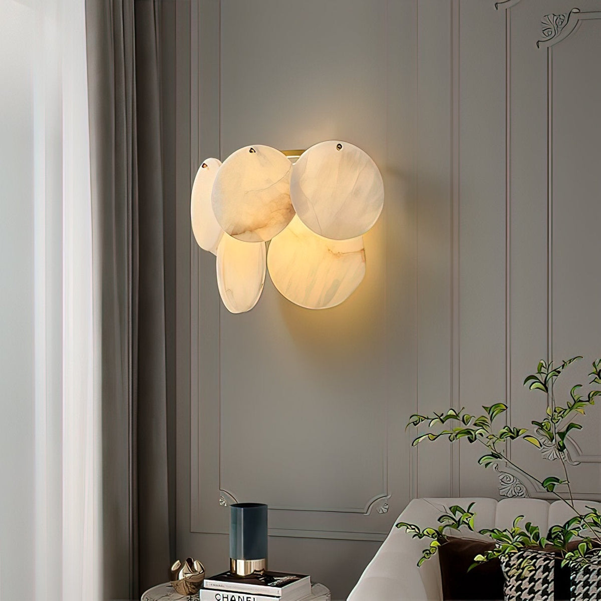 Avenlith wandlamp met overlappende albasten ronde schijven
