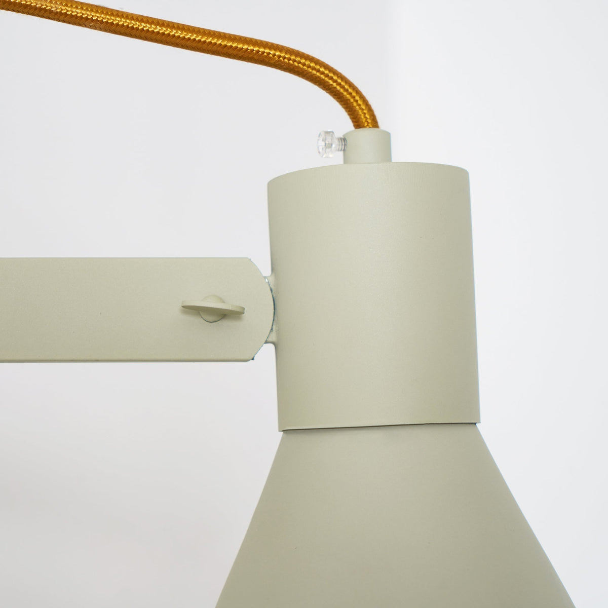 Avenirise wandlamp