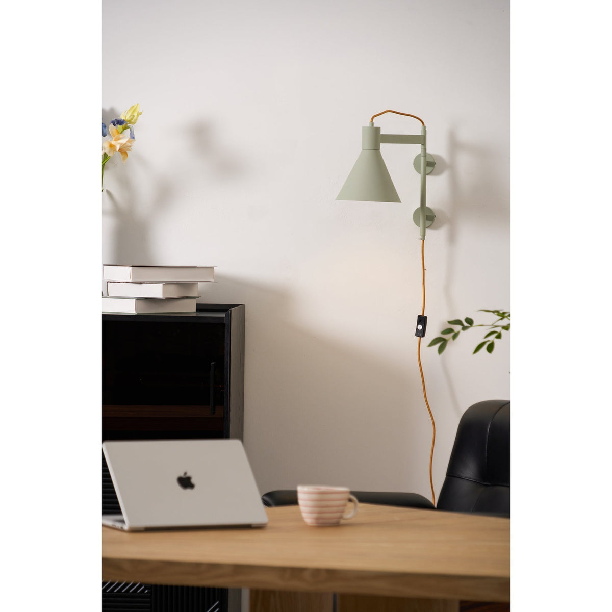Avenirise wandlamp