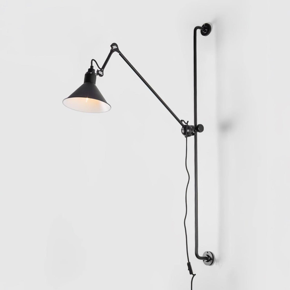 Dral Support Frame Rocker wandlamp