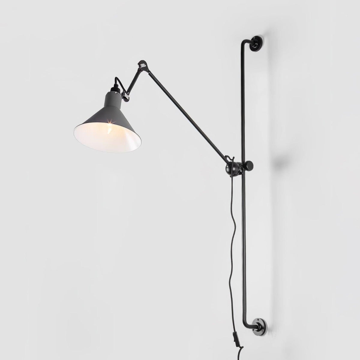 Dral Support Frame Rocker wandlamp