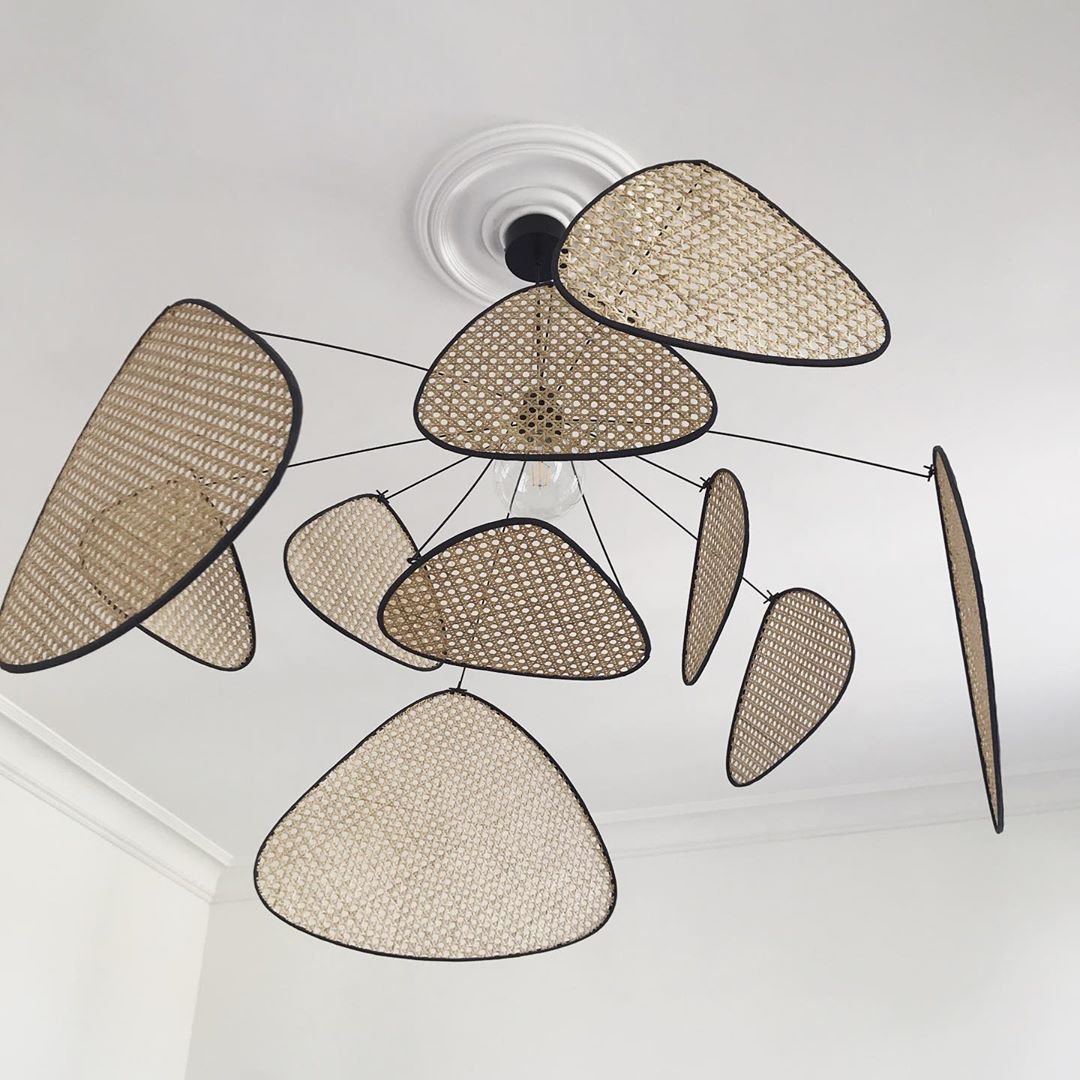 Ariinora hanglamp met rotan en swag industriële stijl