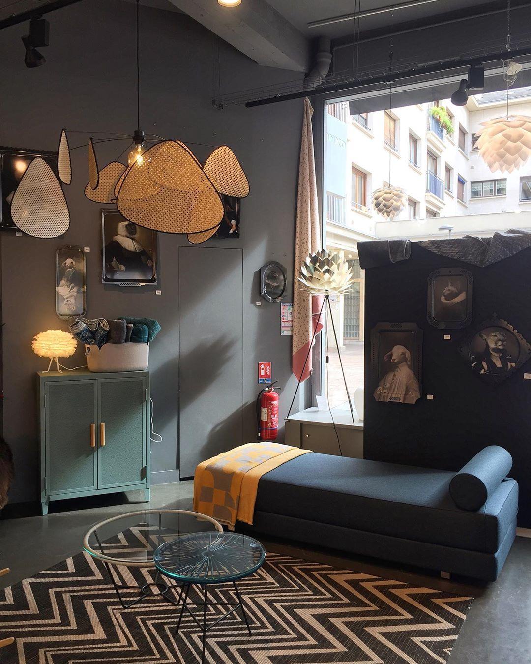 Ariinora hanglamp met rotan en swag industriële stijl