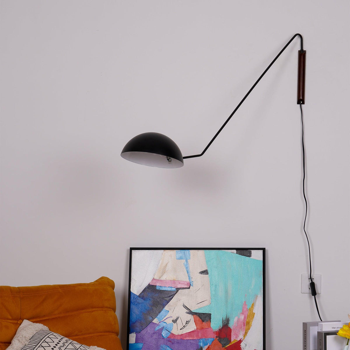 Lirixel wandlamp van walnoot