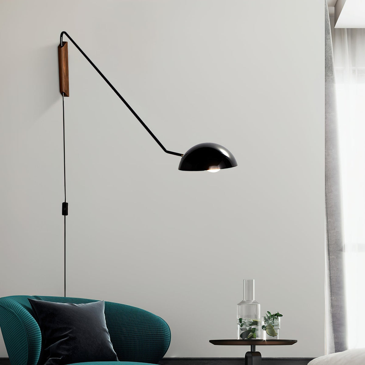Lirixel wandlamp van walnoot