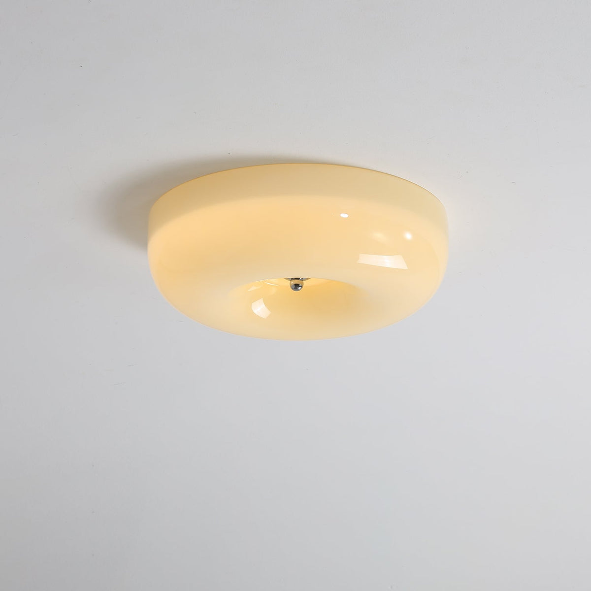 Cam Moderne plafondlamp van glas met minimalistisch swirl-ontwerp