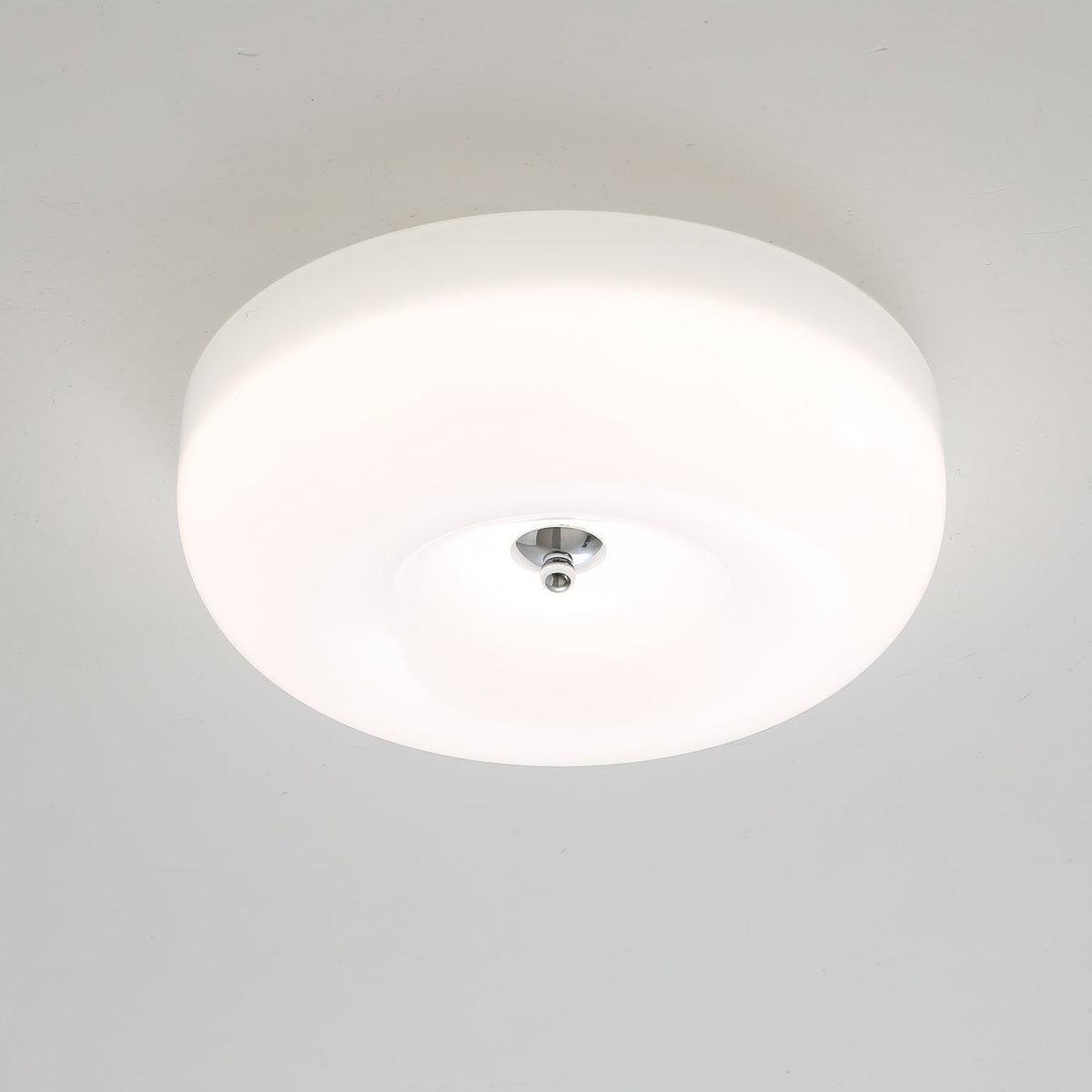Cam Moderne plafondlamp van glas met minimalistisch swirl-ontwerp