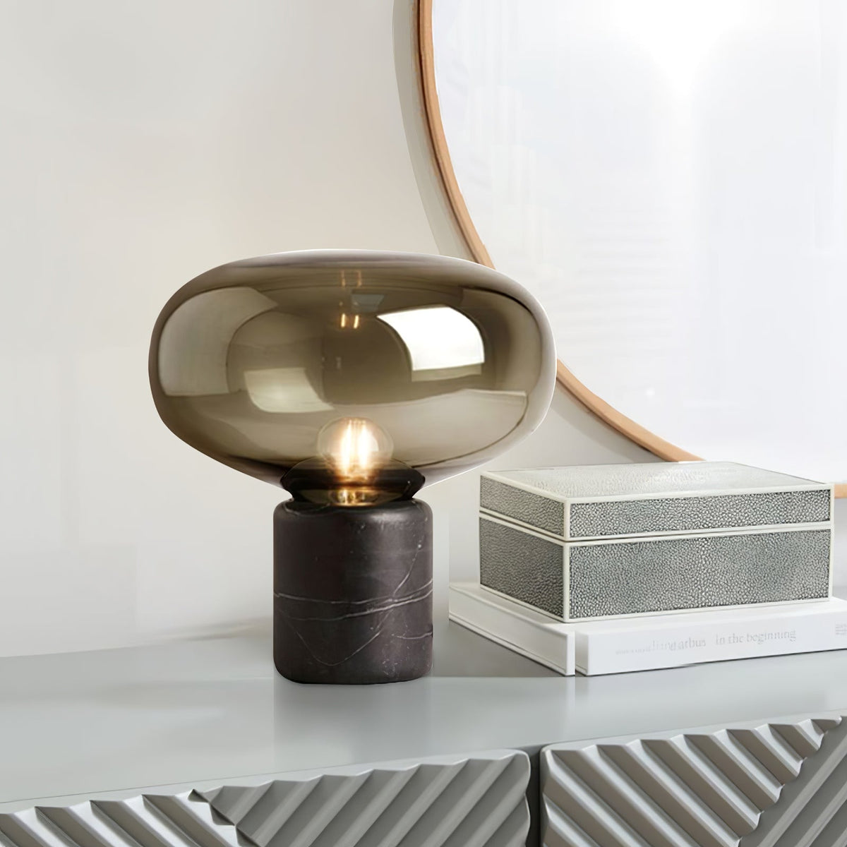 Rova Industriële tafellamp van marmer