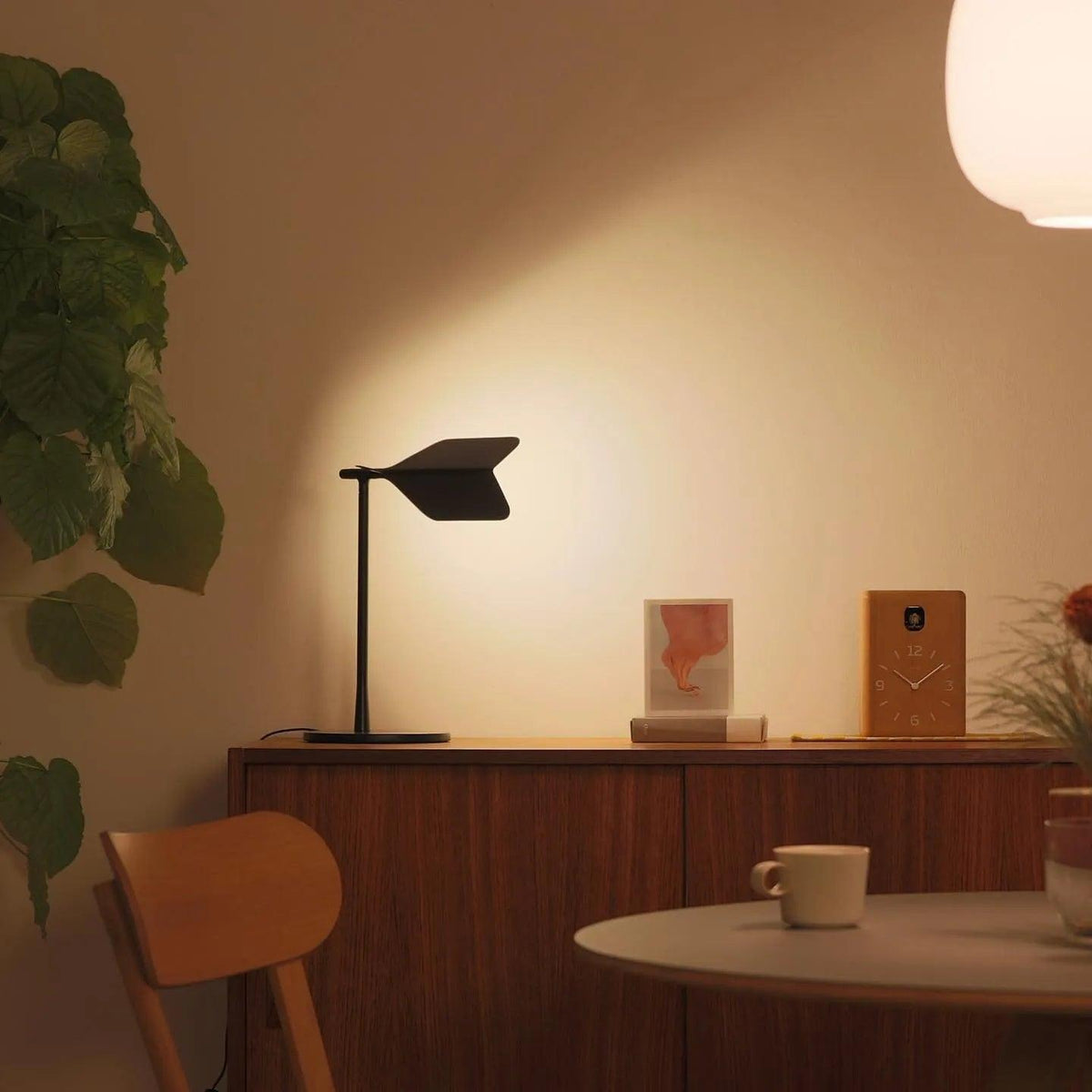 Cilorn acryl tafellamp met minimalistisch ontwerp