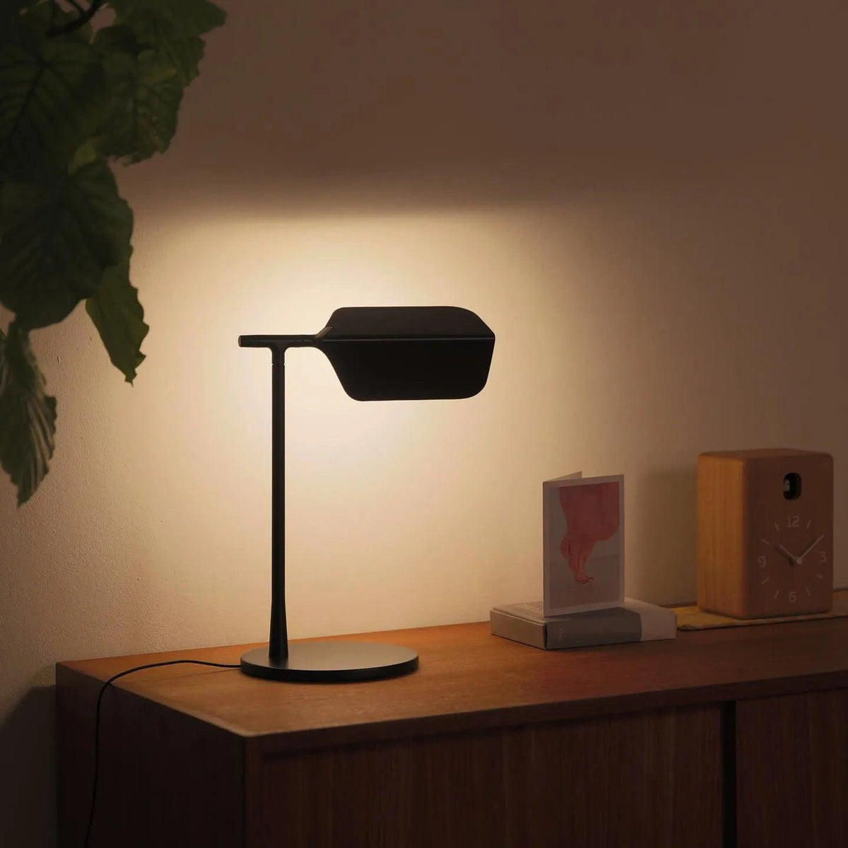 Cilorn acryl tafellamp met minimalistisch ontwerp