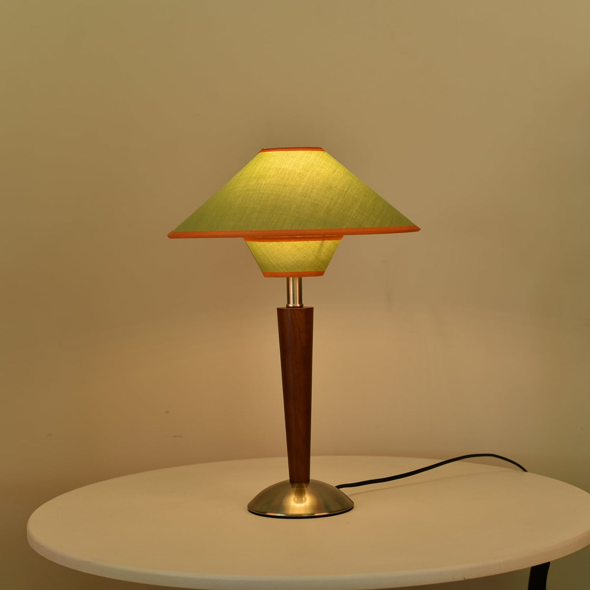 Roka tafellamp Talonwood