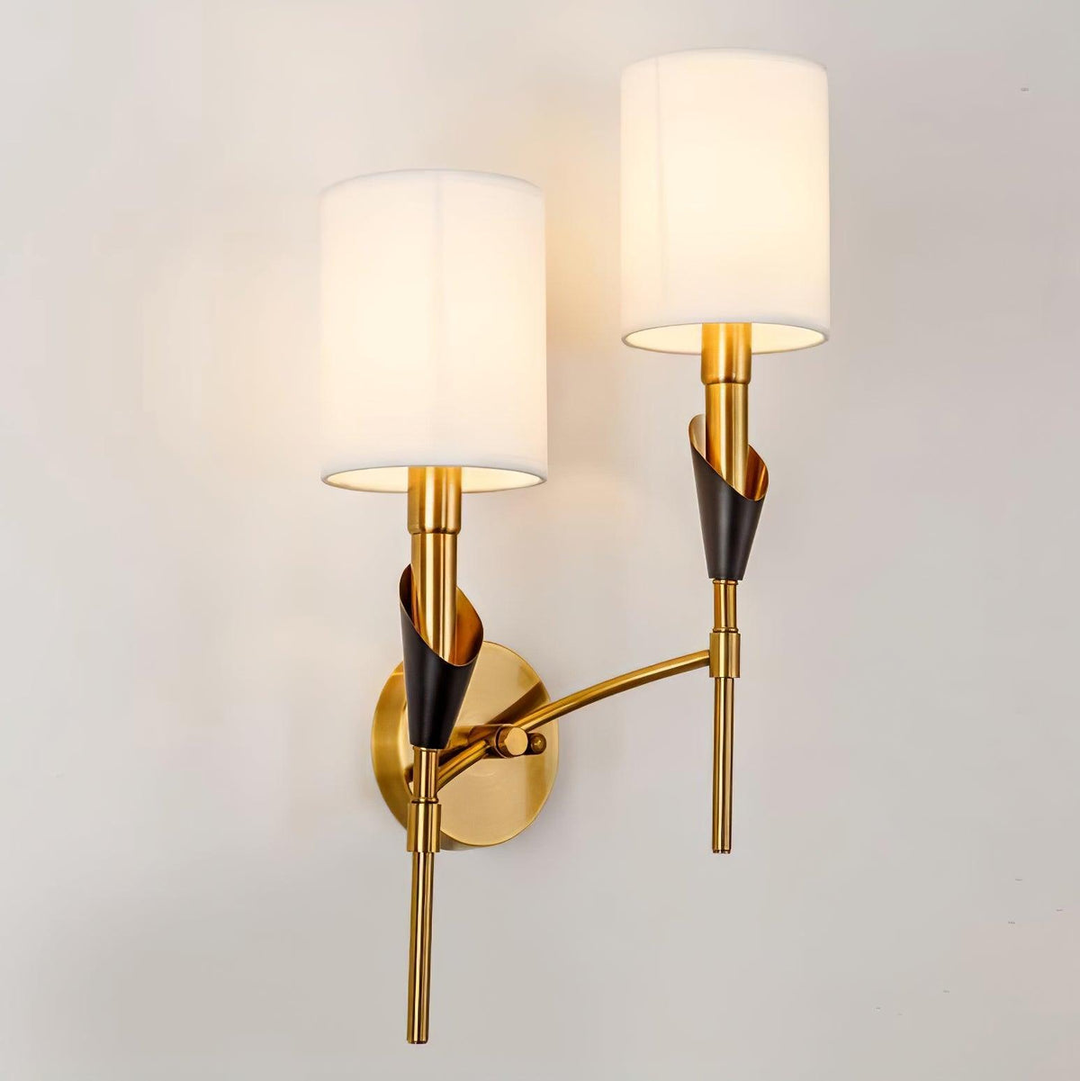 Eurzorira wandlamp met stoffen kap