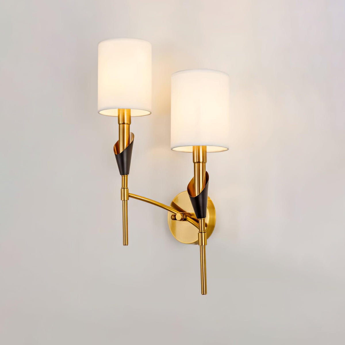Eurzorira wandlamp met stoffen kap