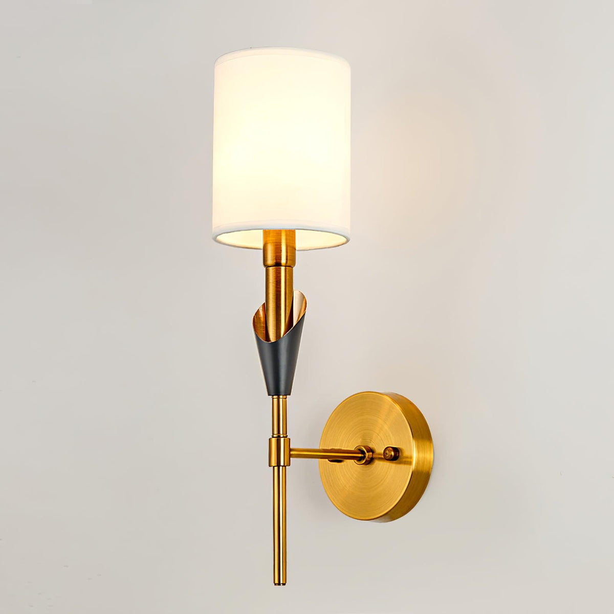 Eurzorira wandlamp met stoffen kap