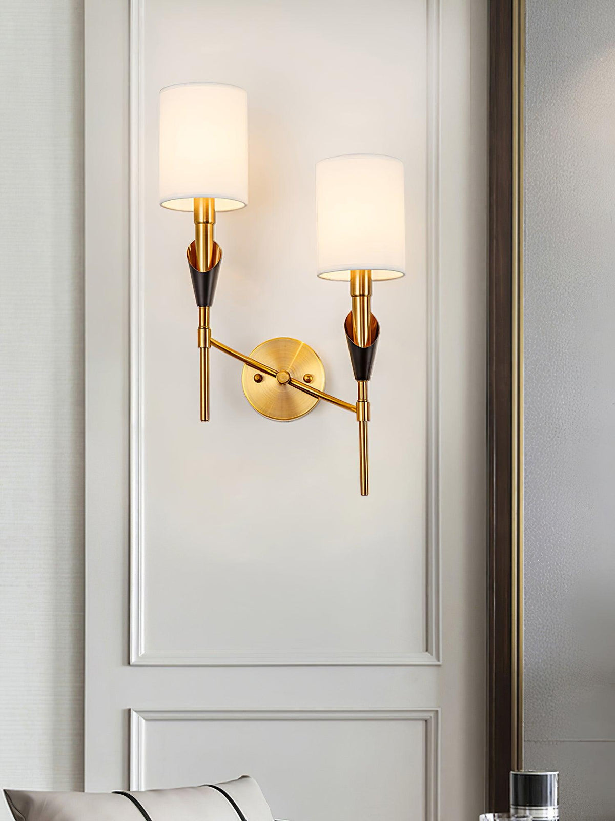 Eurzorira wandlamp met stoffen kap