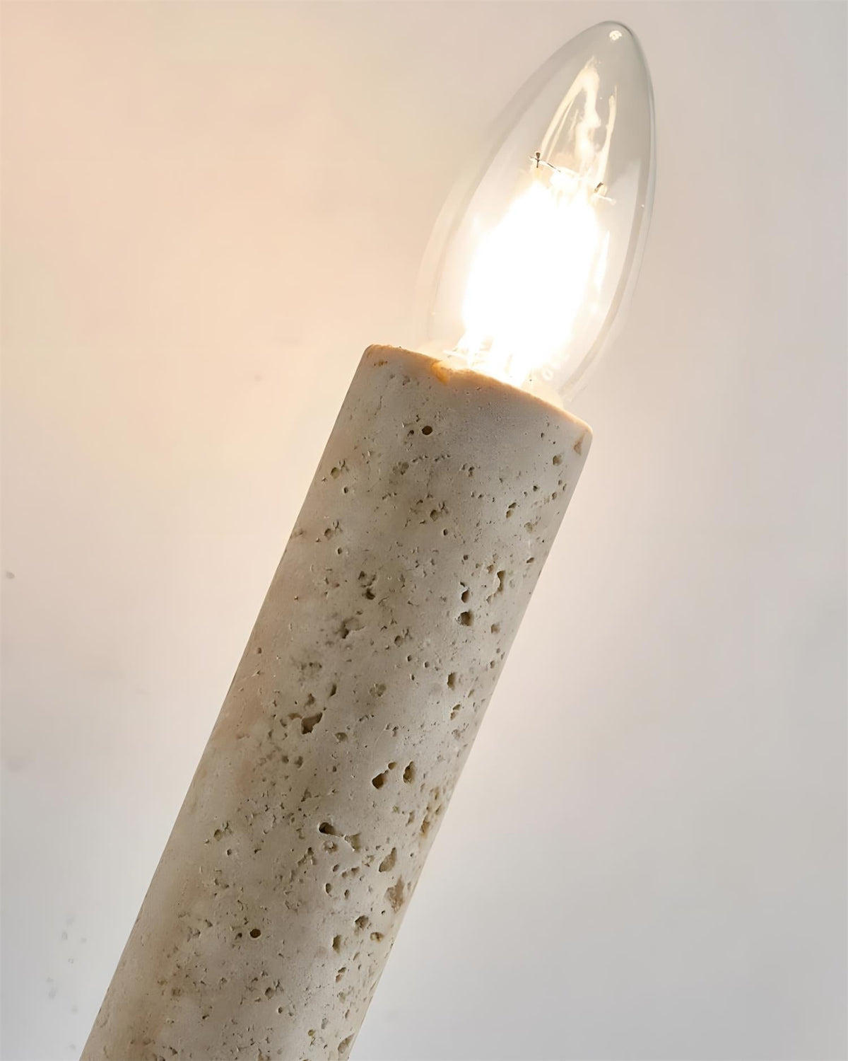 Viraaraine wandlamp
