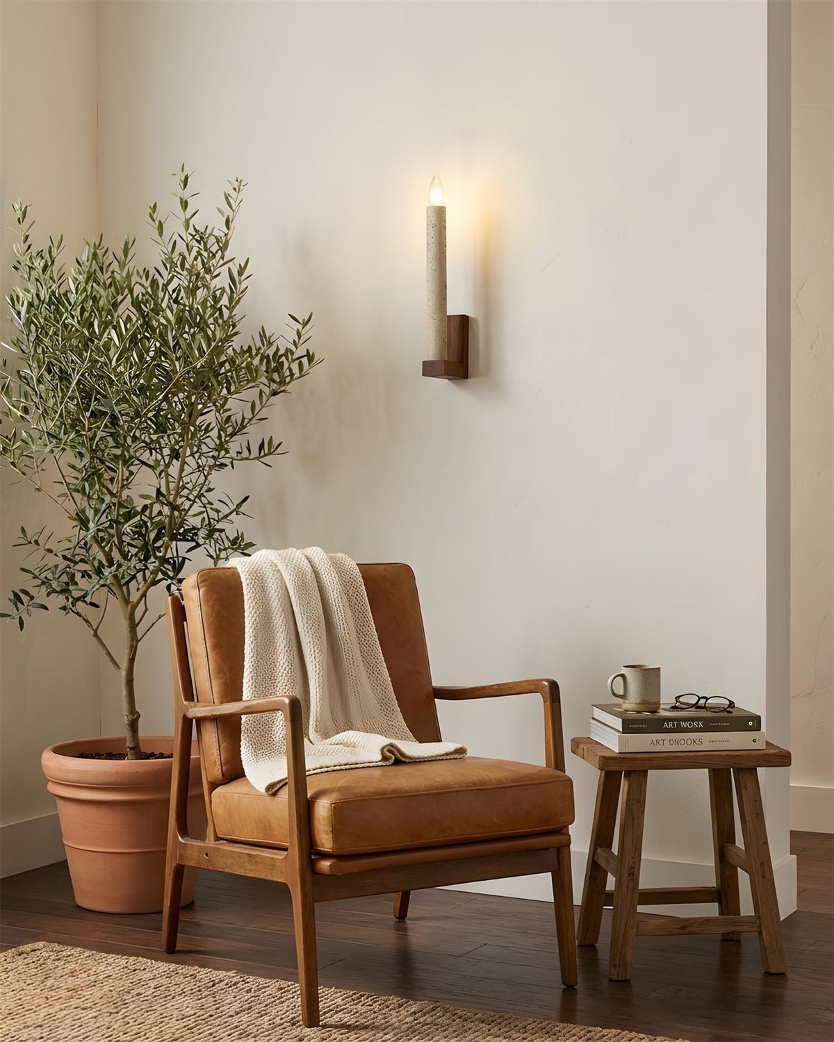 Viraaraine wandlamp