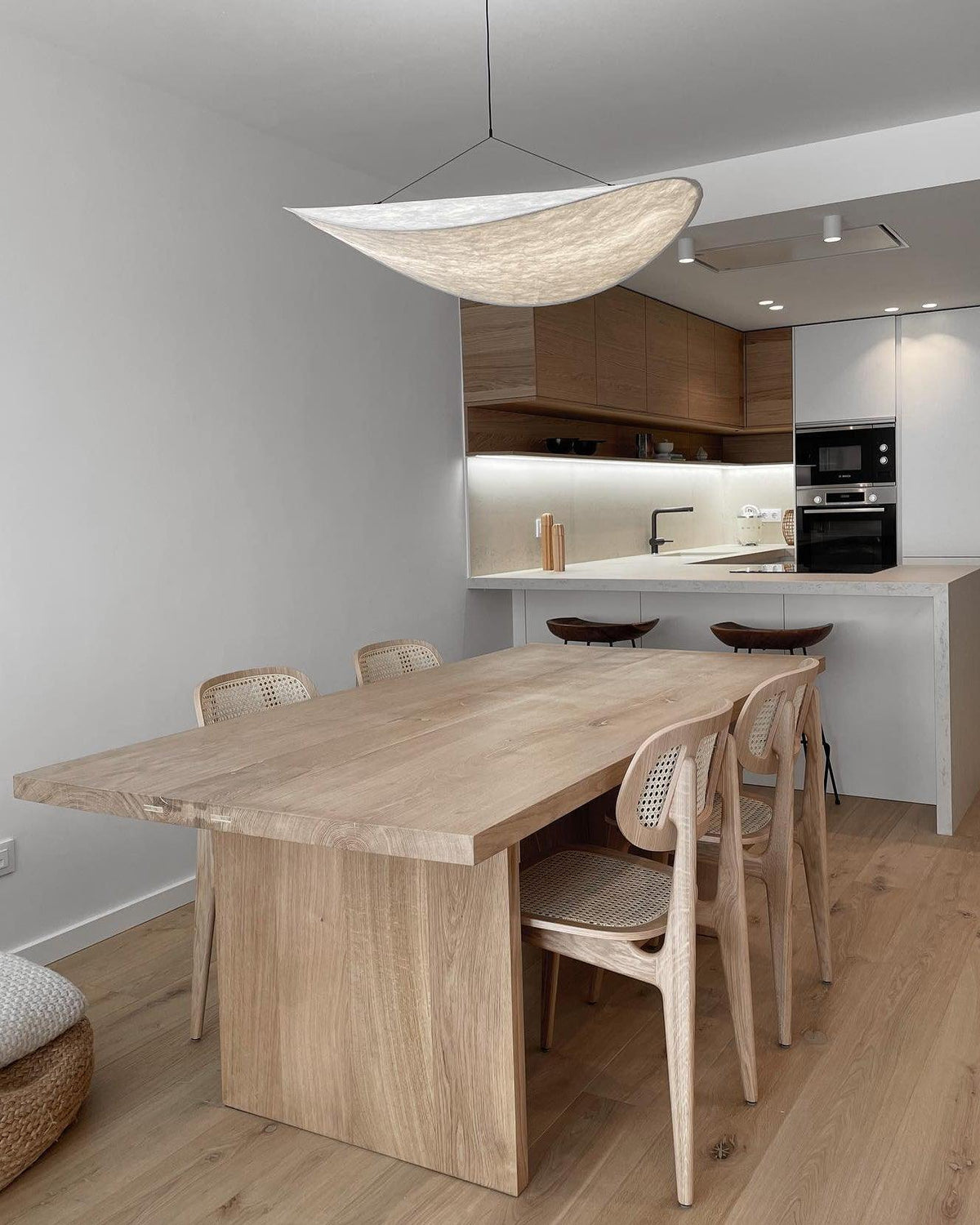 Larenol hanglamp van glas van papier en glasvezel