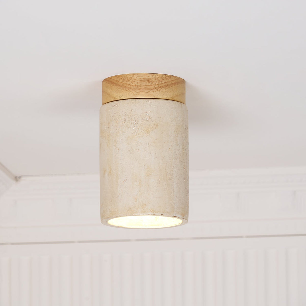Valelelle plafondlamp met cilindrische kap van travertin