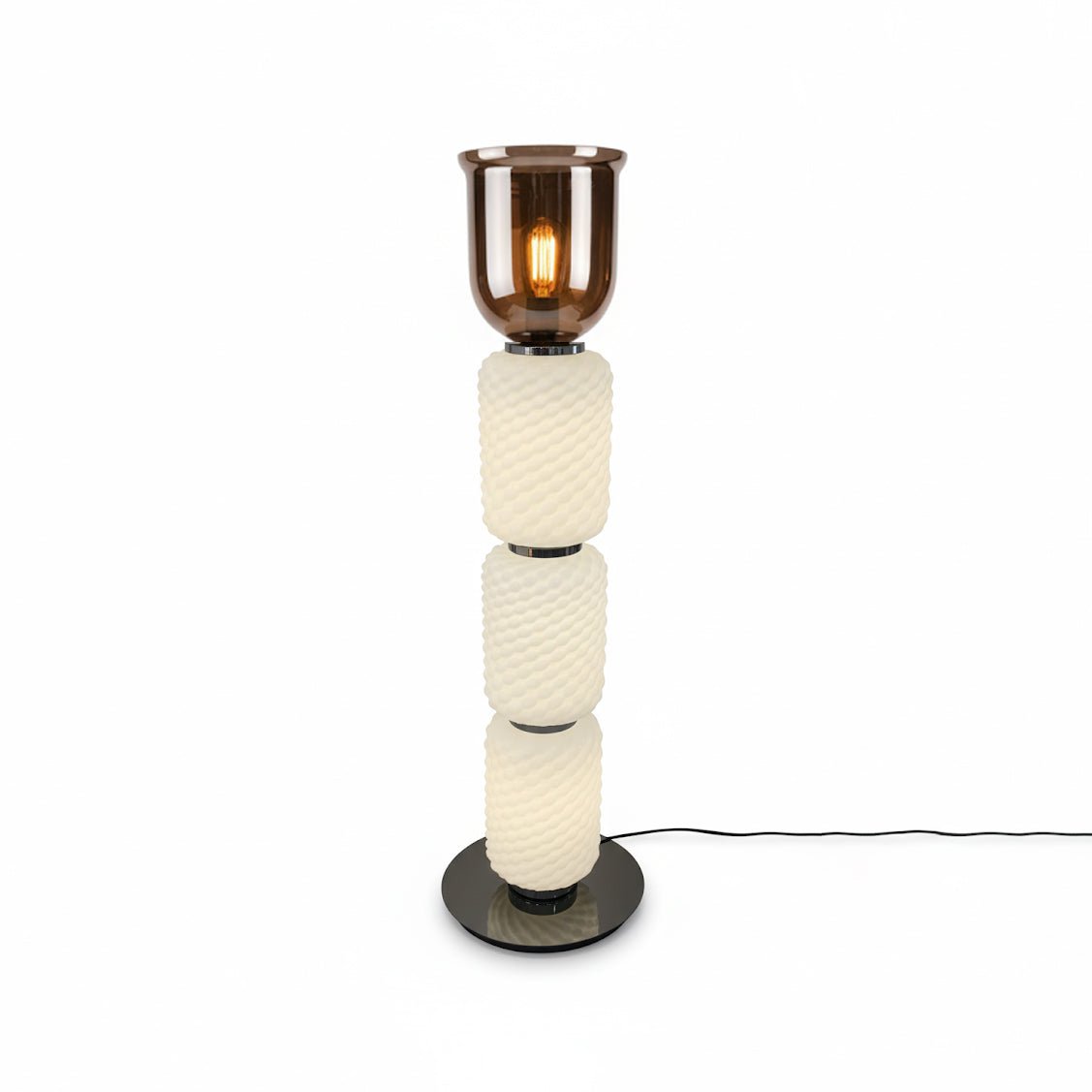 Valdorne vloerlamp met textuur en lagen van glas