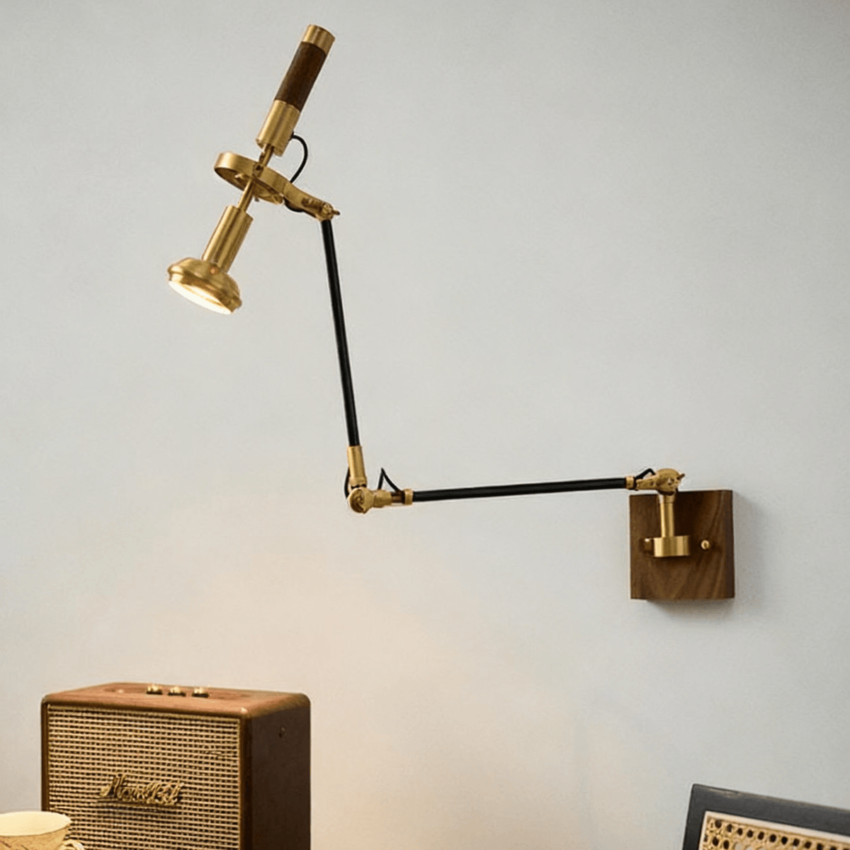 Liravo houten wandlamp