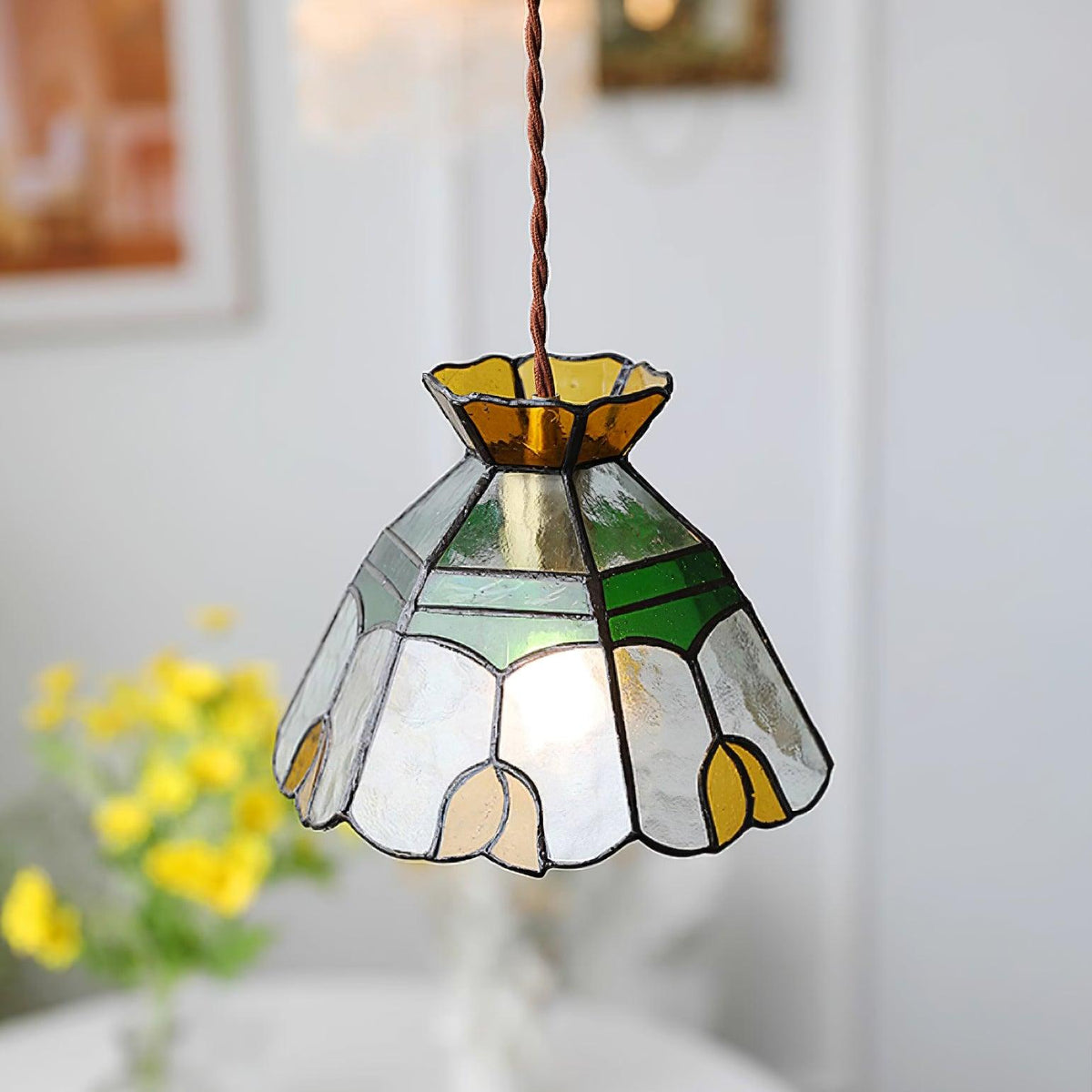 Coriva hanglamp met rookglas in mid-century stijl
