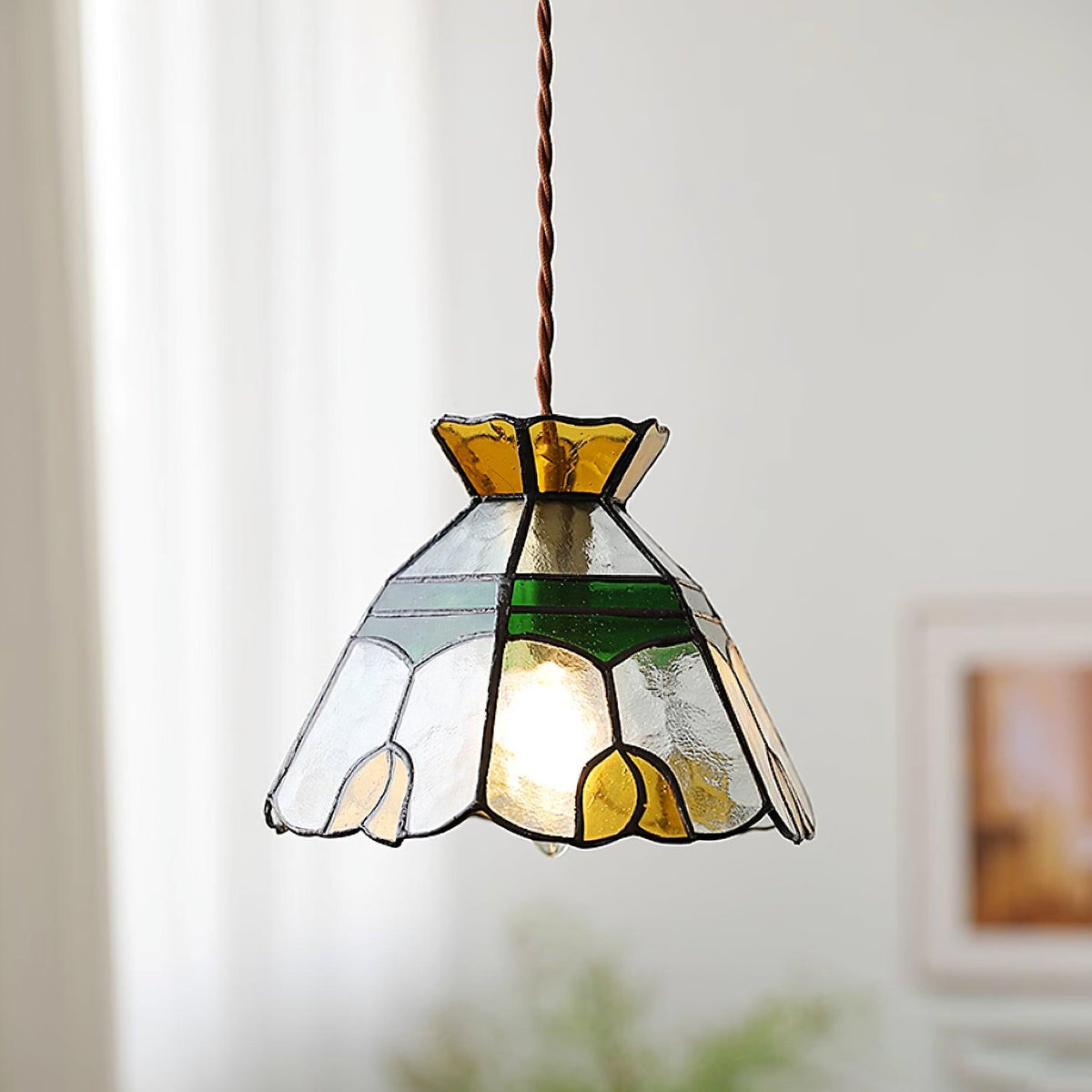 Coriva hanglamp met rookglas in mid-century stijl
