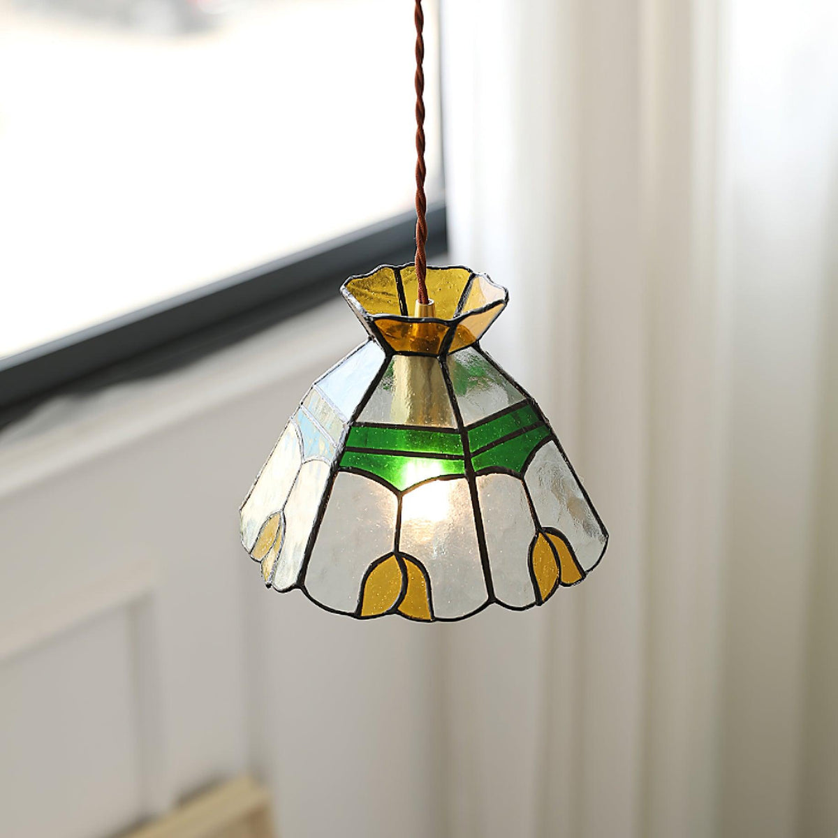 Coriva hanglamp met rookglas in mid-century stijl