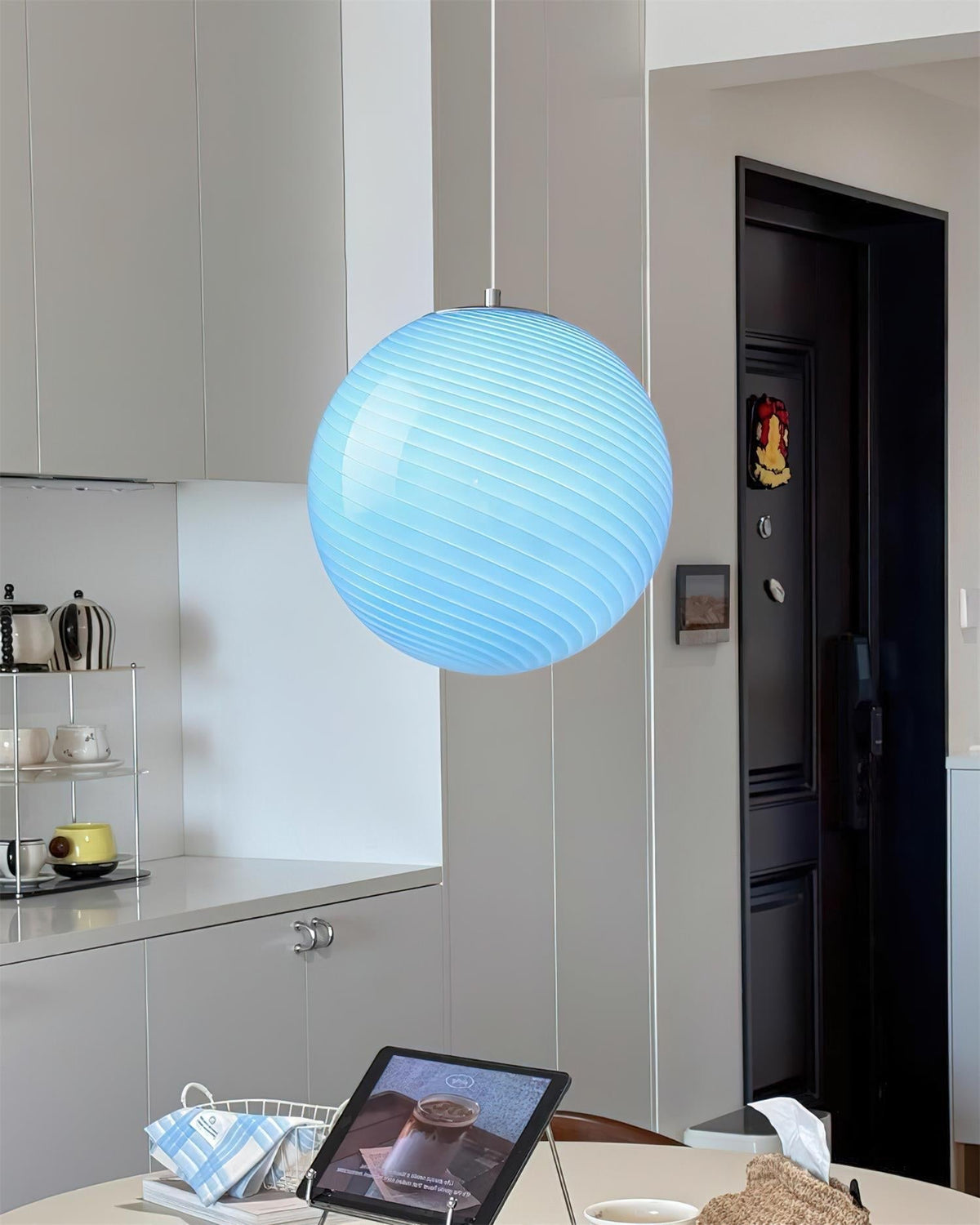 Dorvian Moderne hanglamp met blauwe glazen bol
