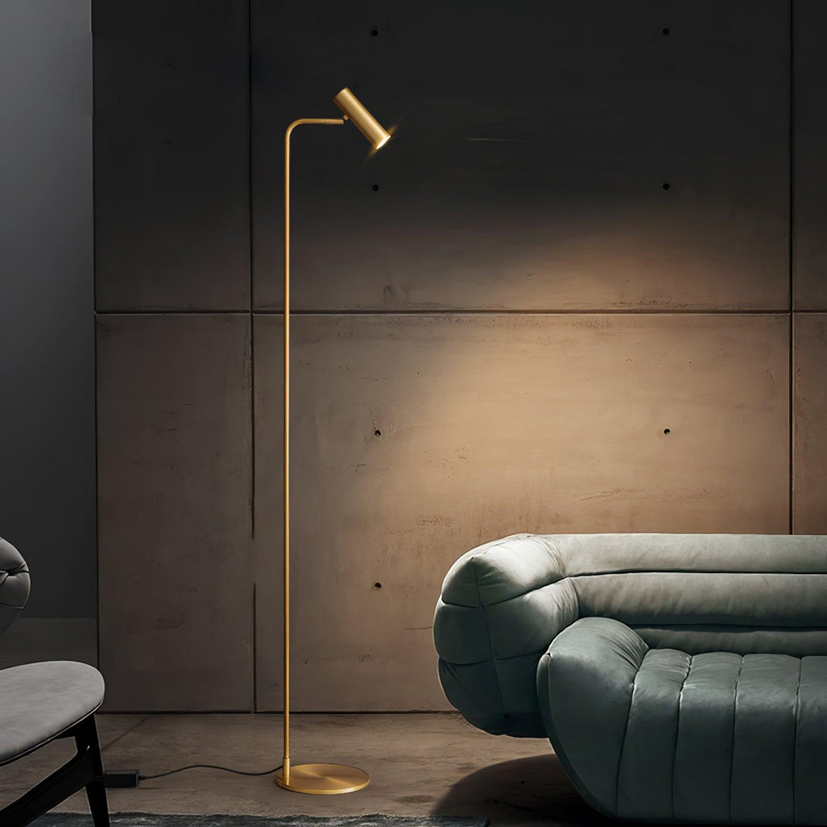 Nirixa messing industriële vloerlamp