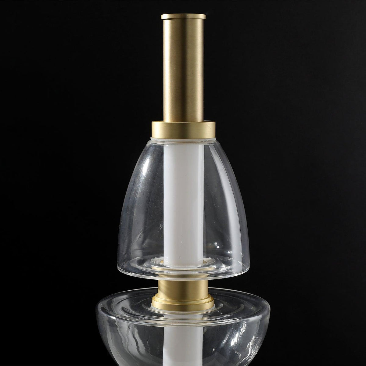 Ivthaarae tafellamp van glas