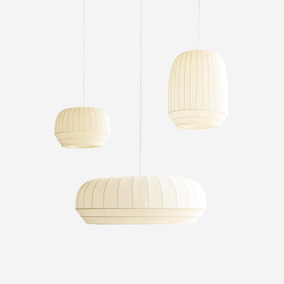 Taro hanglamp zijde kap witte stof verticale lijnen zachte moderne minimalistisch