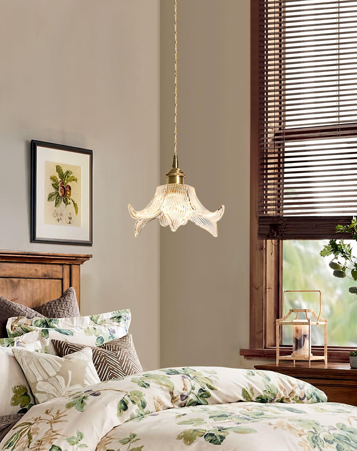 Aell hanglamp van messing en glas met glamoureus-ontwerp