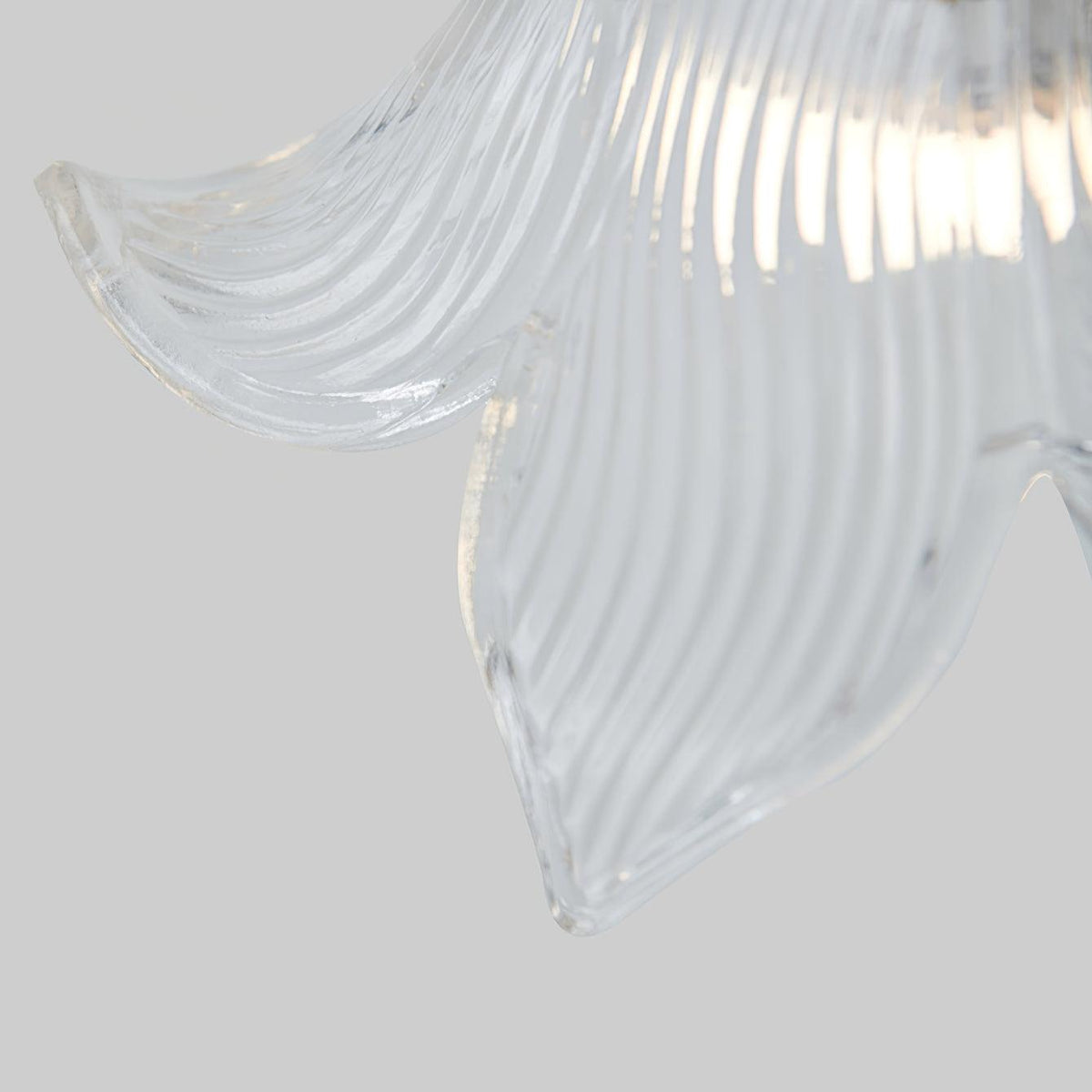 Aell hanglamp van messing en glas met glamoureus-ontwerp