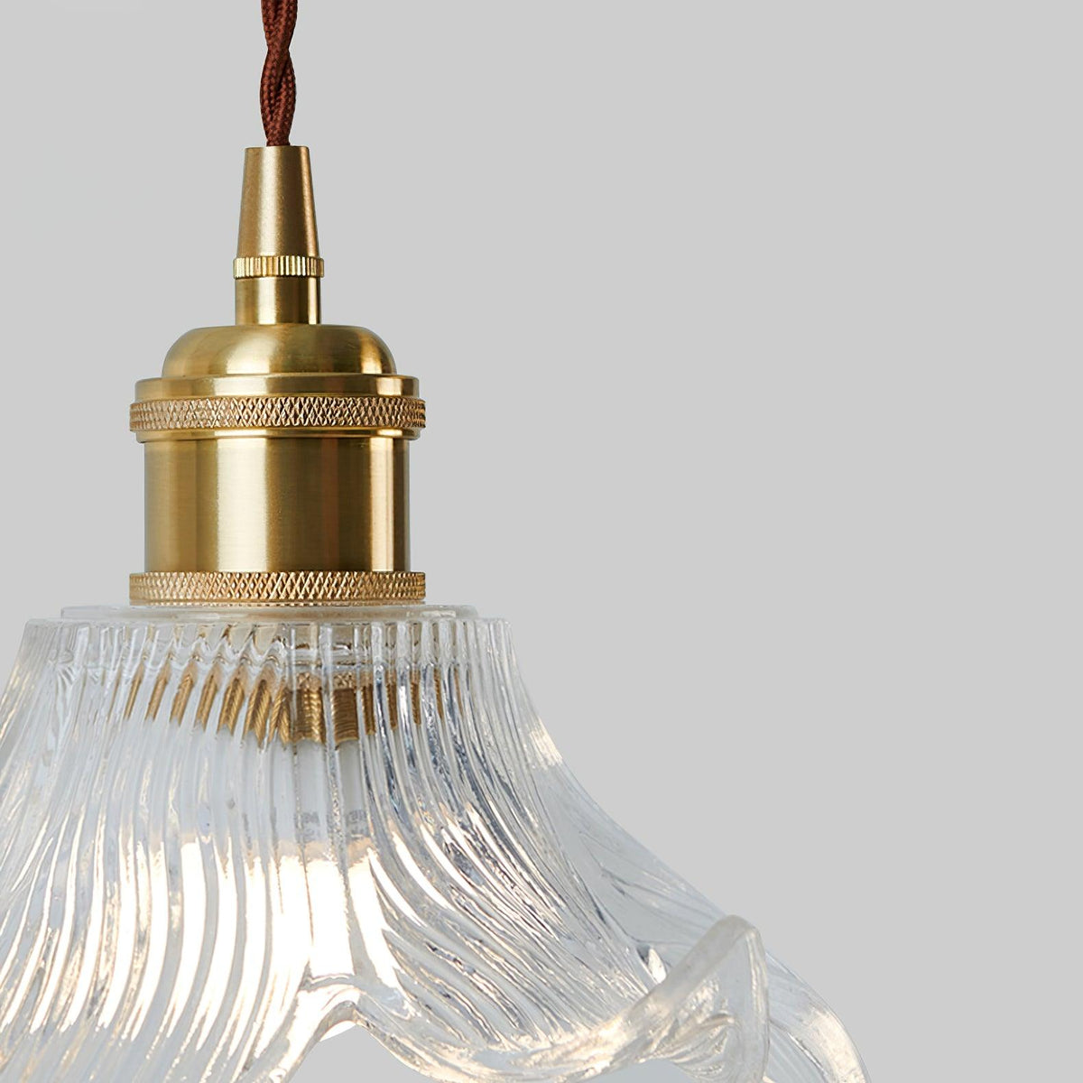 Aell hanglamp van messing en glas met glamoureus-ontwerp
