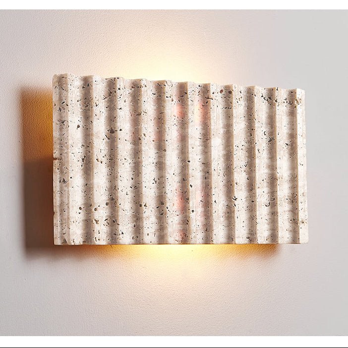 Noriora travertin Ribbed wandlamp