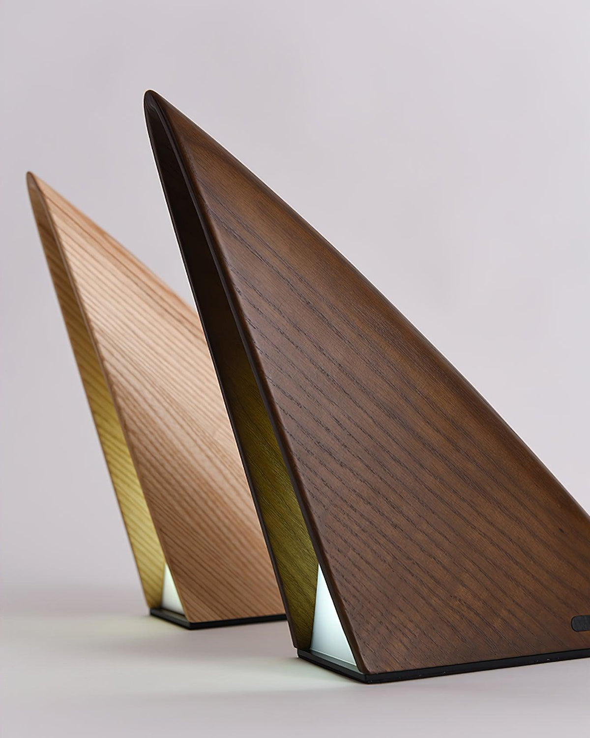 Justin Minimalistische tafellamp van hout