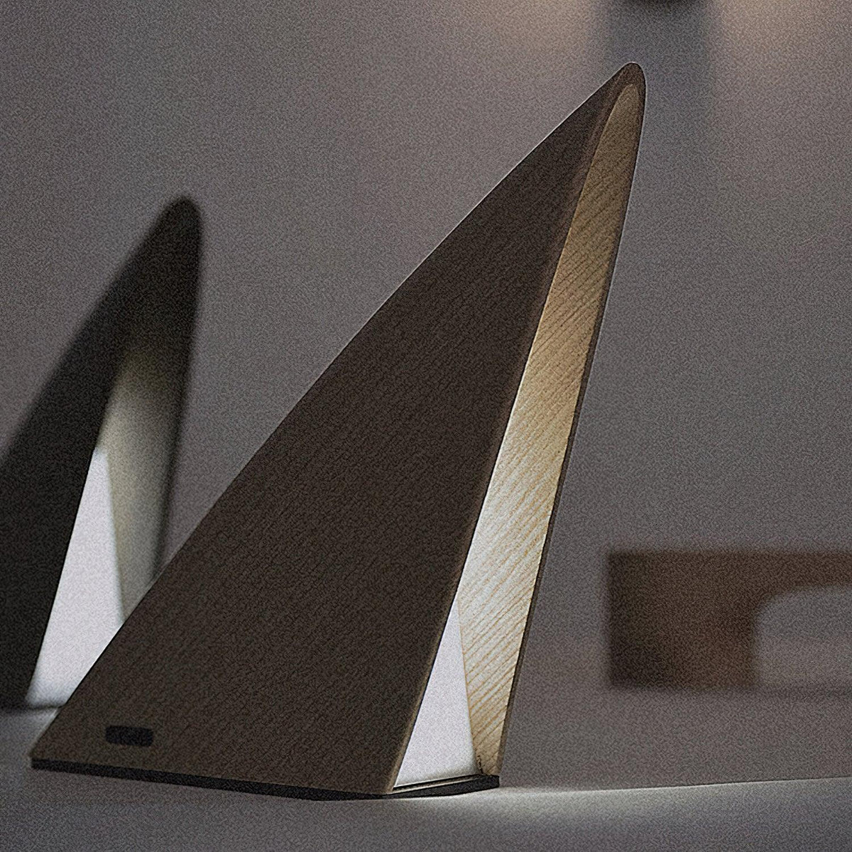 Justin Minimalistische tafellamp van hout