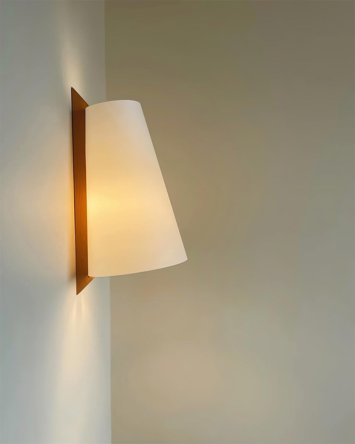 Calirette wandlamp