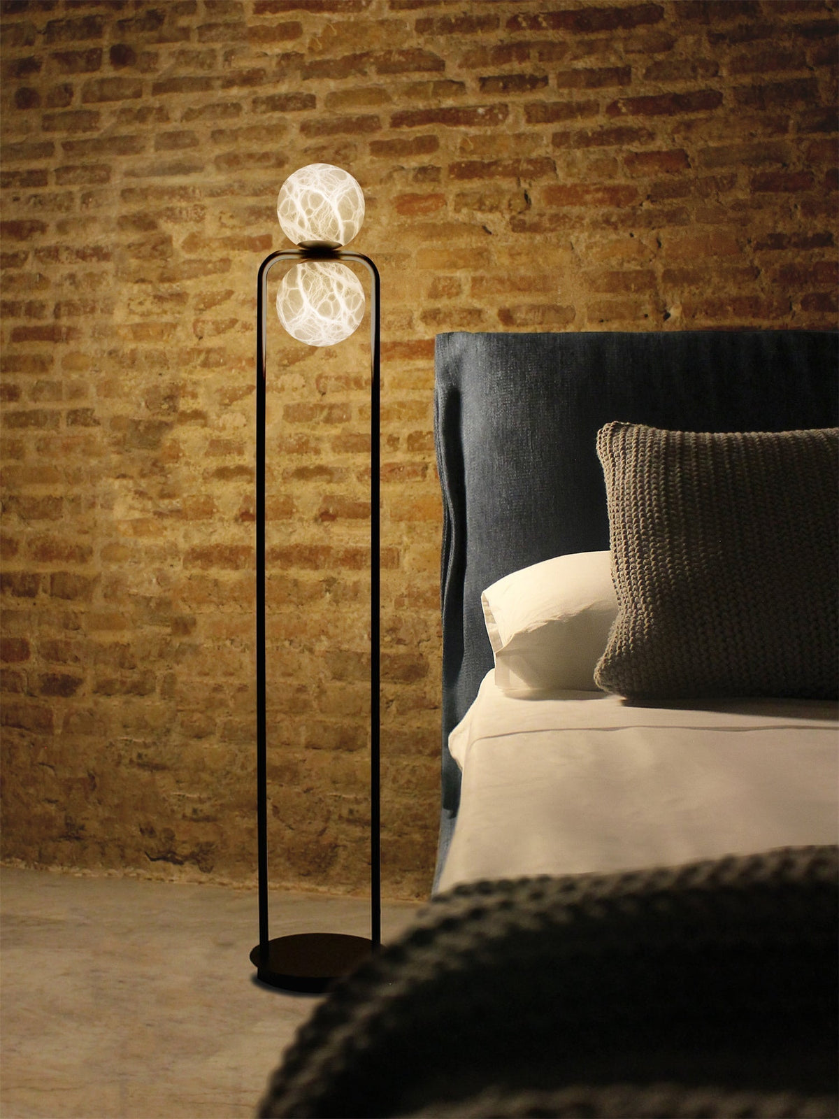 Cirenaine vloerlamp