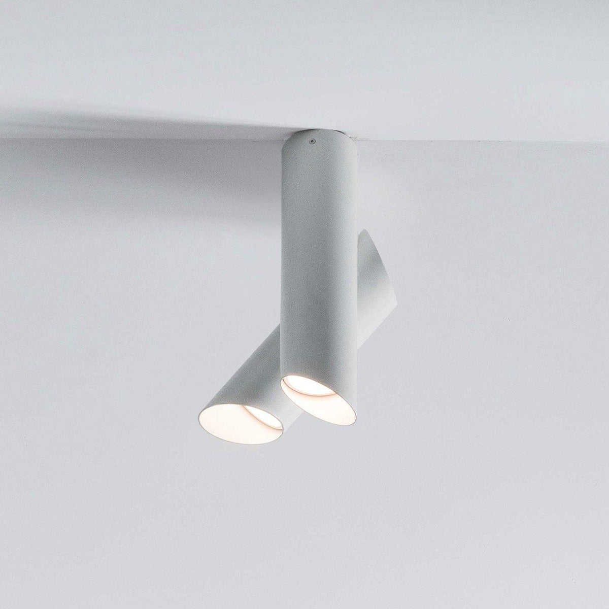 Teu Moderne plafondlamp met minimalistische buizen