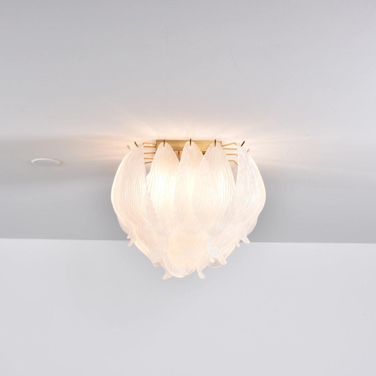Liorivina plafondlamp Murano bloemblaadjes handgemaakte glas vlakke plafondlamp