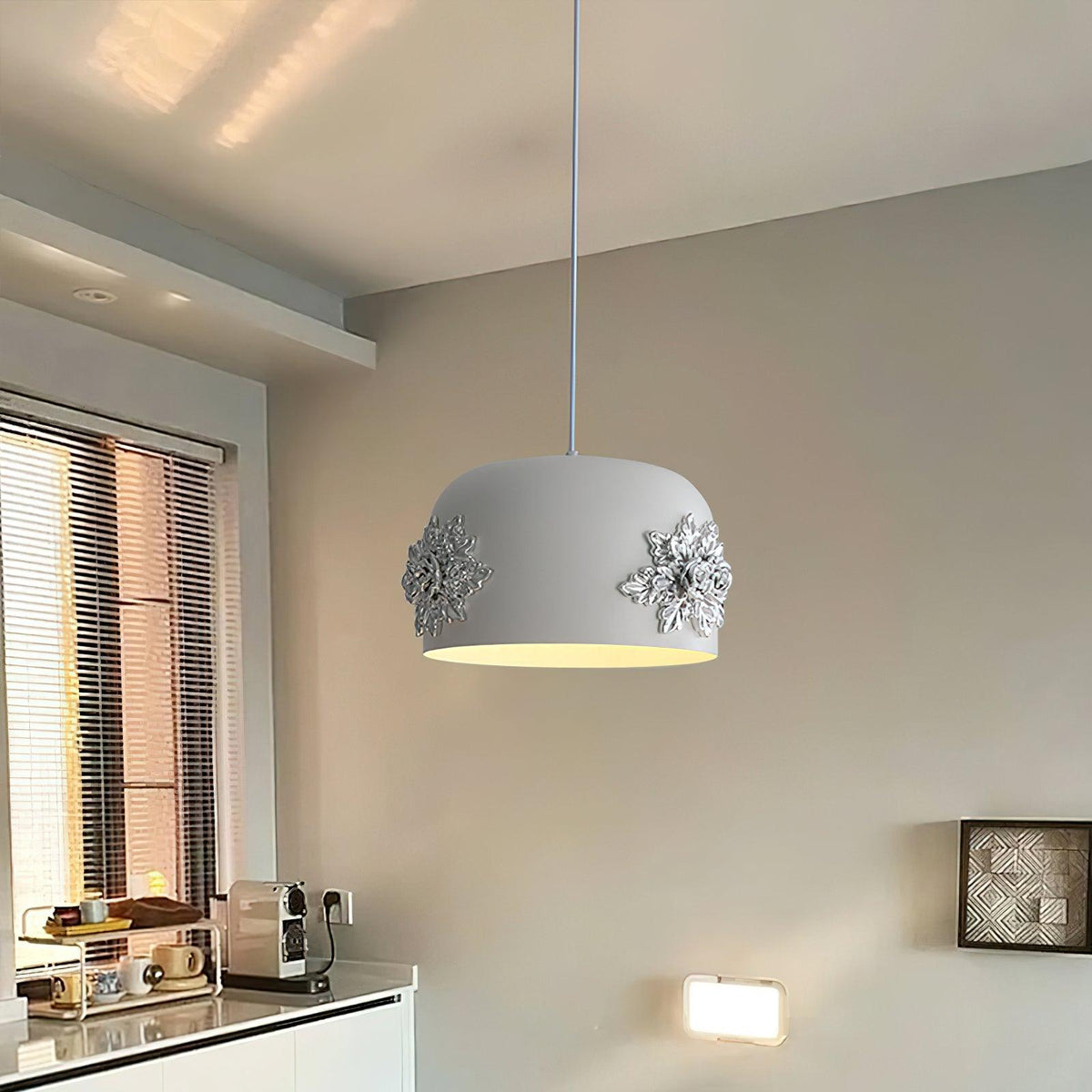 Solstice Minimalistische wandlamp van hars