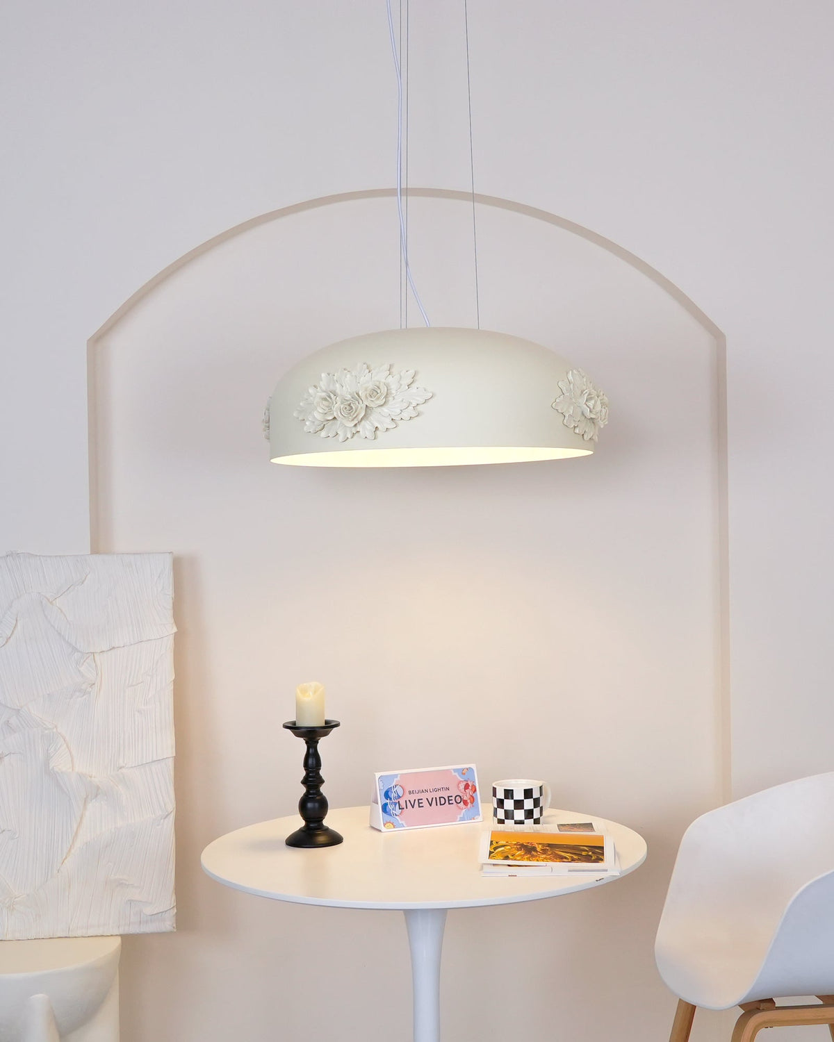 Vilaeos Minimalistische wandlamp van hars