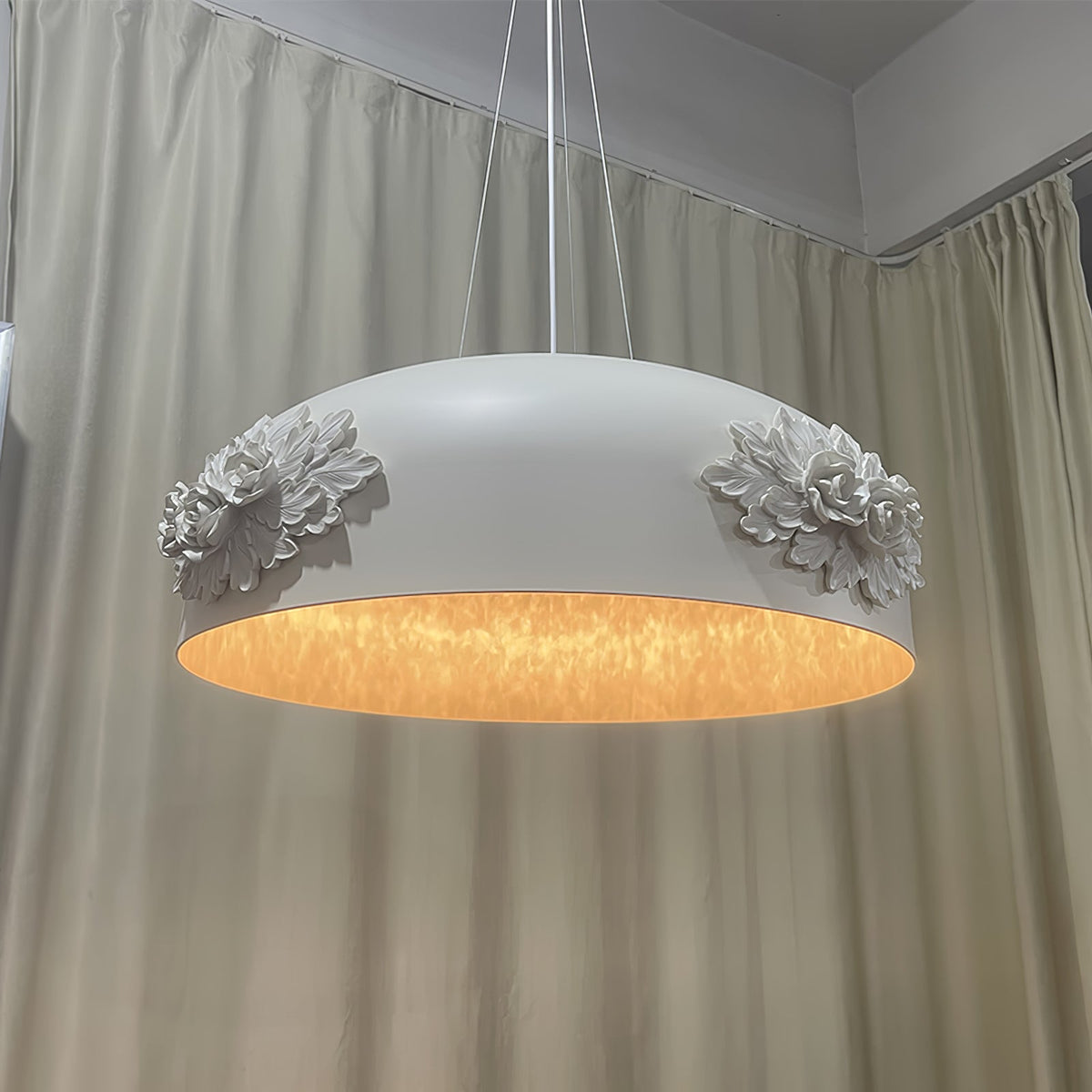 Vilaeos Minimalistische wandlamp van hars